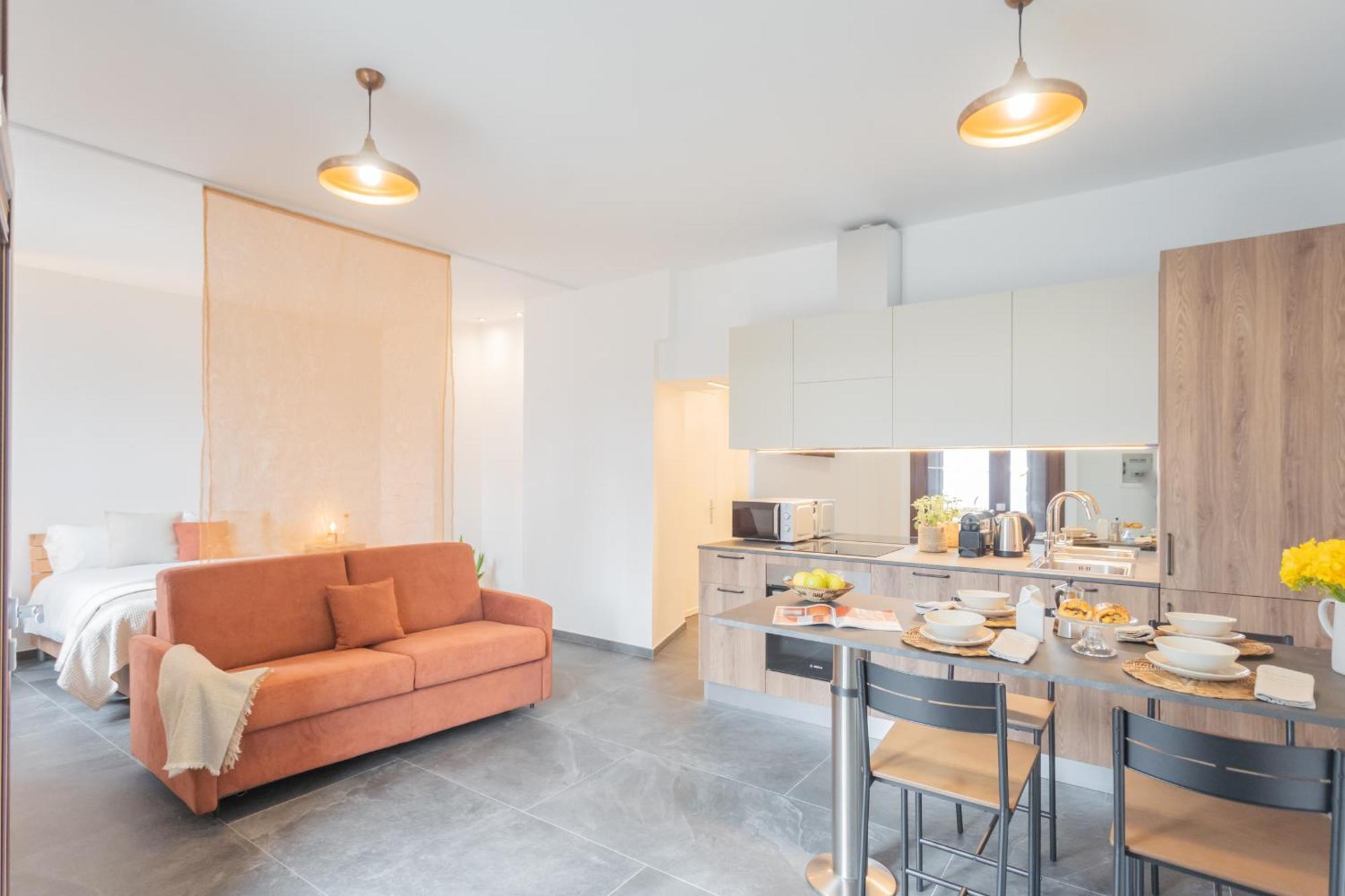 Cozy Nest On The Lake By Rent All Como Tremezzo Buitenkant foto