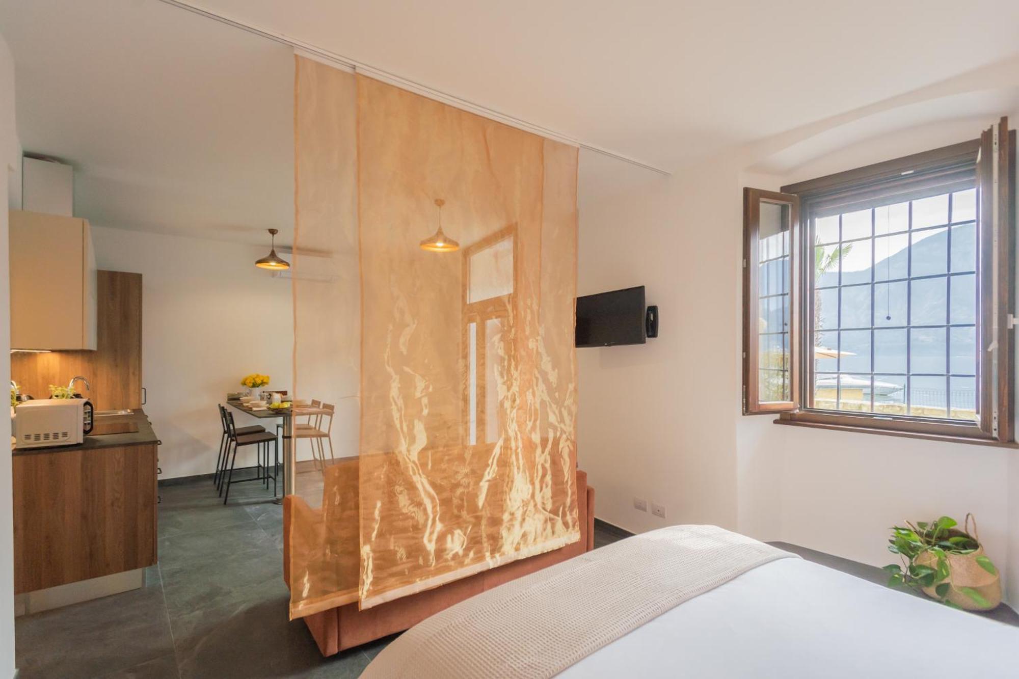 Cozy Nest On The Lake By Rent All Como Tremezzo Buitenkant foto