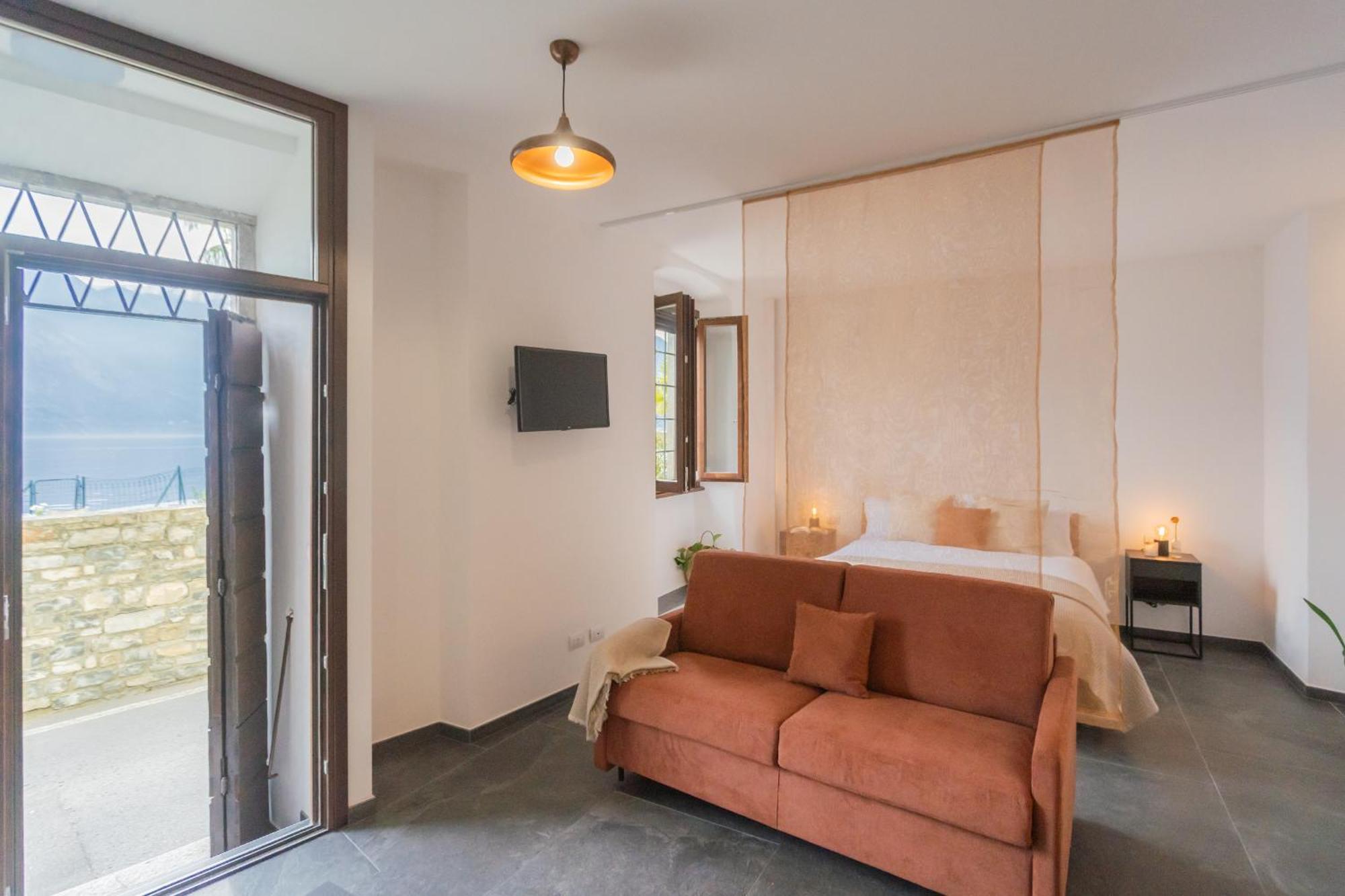 Cozy Nest On The Lake By Rent All Como Tremezzo Buitenkant foto